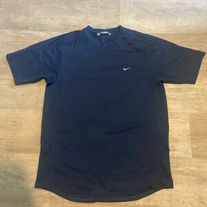 Men’s Navy Blue Tiny Nike Check T-Shirt Size XL.
